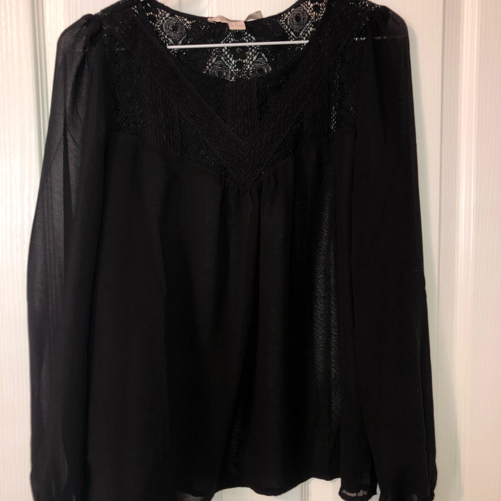 Black long sleeve shirt with detailed top